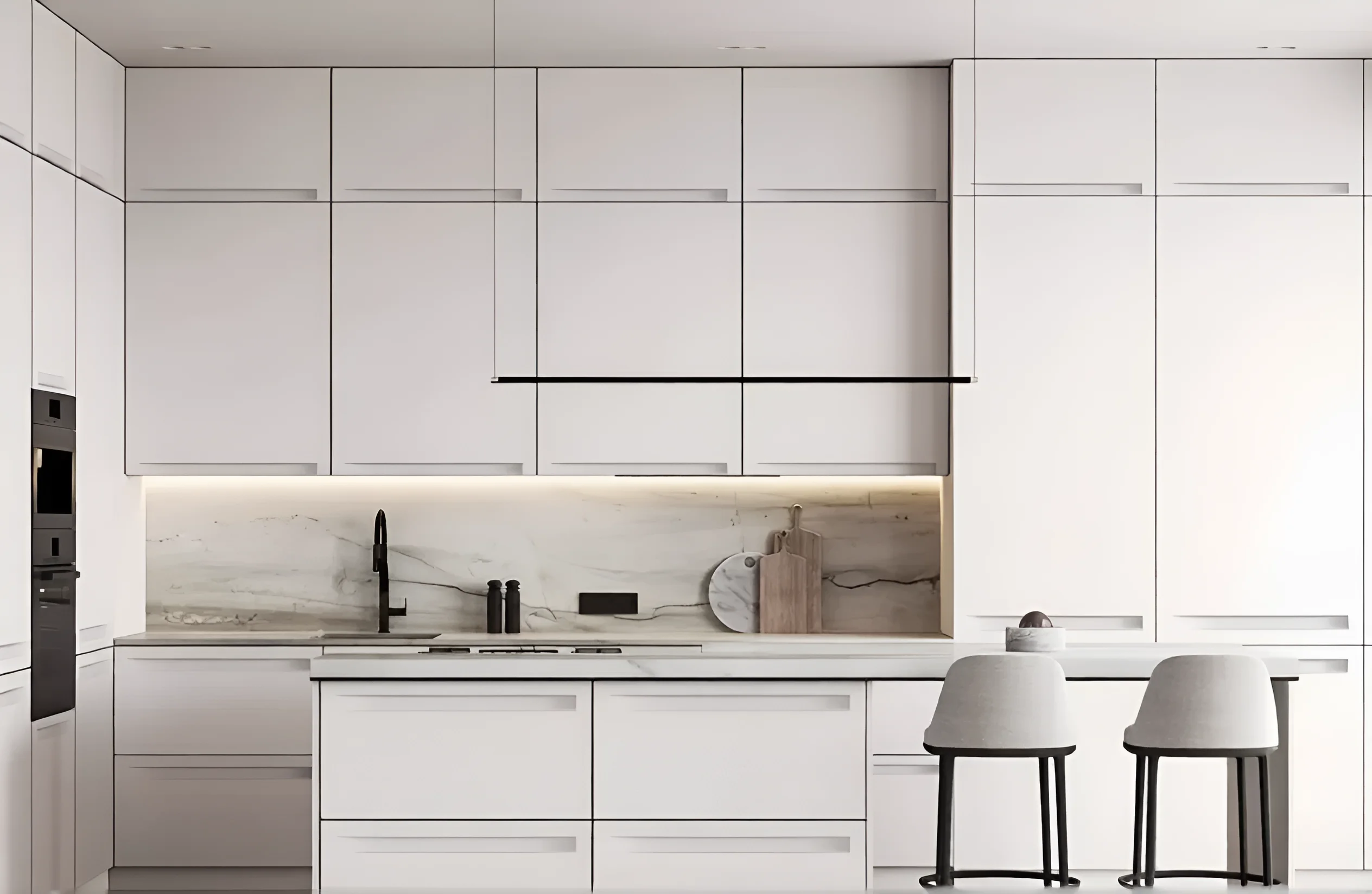 Белая угловая кухня "Альфа ручка" 4х2.2 метра с фасадами из крашеного МДФ, современный дизайн, стильный интерьер кухни.