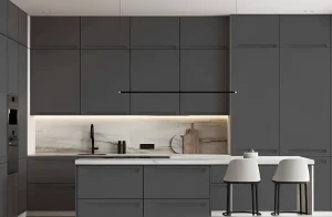 Современная угловая кухня "Альфа ручка" 3х2.2м в цвете графит с золотой фурнитурой, крашеный МДФ, стильный дизайн интерьера.