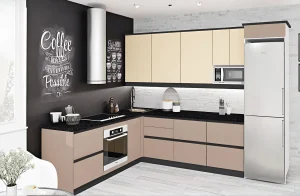 Современная угловая кухня 5,6 метра с матовыми фасадами "Лофт" крем цвета и интегрированными ручками Gola. Дизайн интерьера кухни.