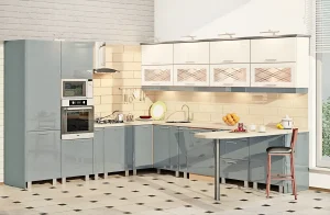 Готовая кухня "Хай-тек" 3,6м в белом и металлическом цвете с встроенной техникой и барной стойкой, идеальна для современного интерьера.