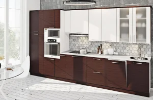 Прямая модульная кухня «Эко» 3.6 метра в классическом исполнении: нижние шкафы цвета Венге, верхние шкафы белого цвета, встроенная техника.