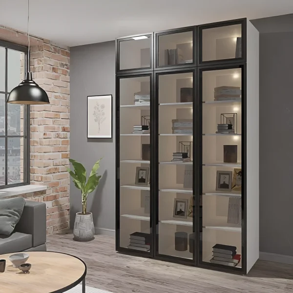 Flex 140 cm Three-Door Display Cabinet